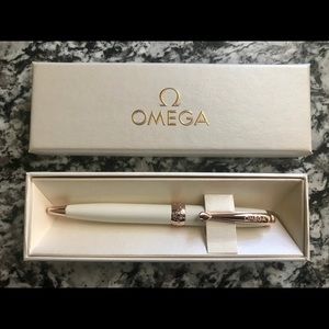 Cream and Rose Gold Omega Pen